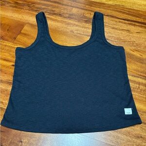 Vuori crop tank